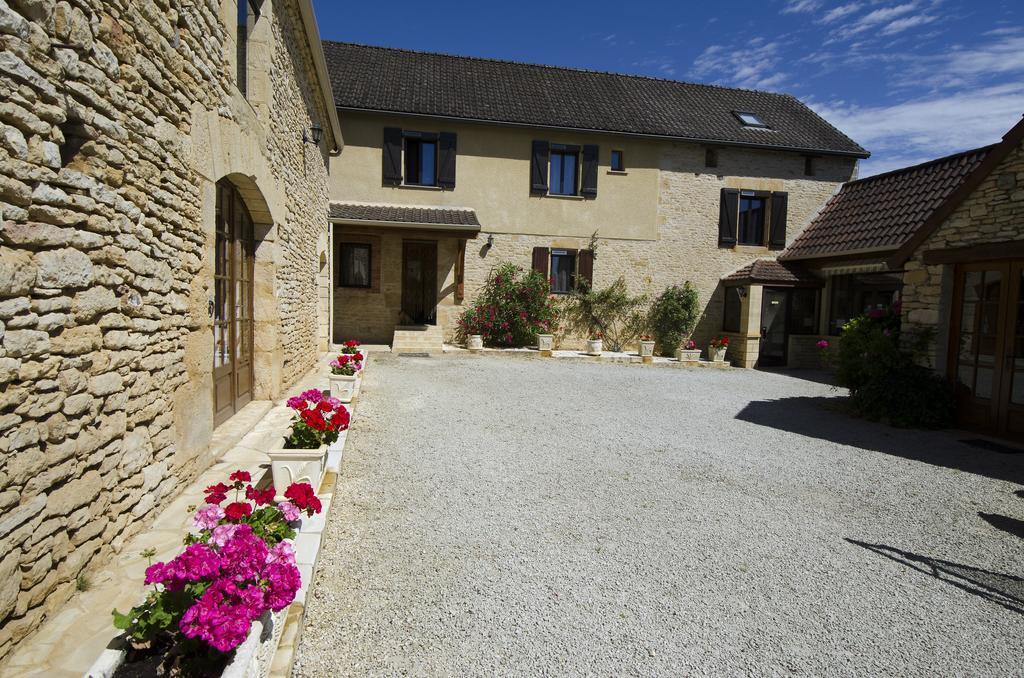 Hotel La Table Du Chaffour Saint-Geniès-Bellevue Exterior foto