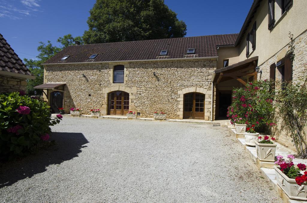 Hotel La Table Du Chaffour Saint-Geniès-Bellevue Exterior foto